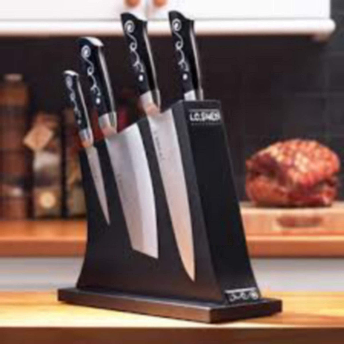 I.O. Shen wooden magnetic knife block MT-215S in the kitchen
