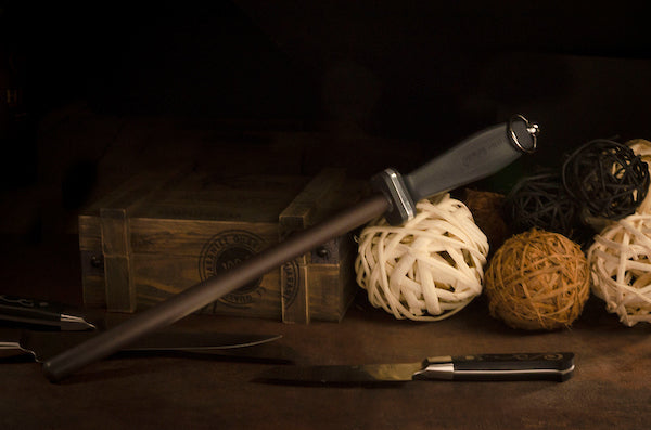 I.O. Shen Knife Bone Structure Collector Edition ~Chai Khom Slicer 5"